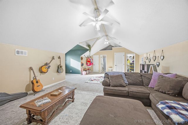 14319 S Brendan Boulevard, Claremore, OK 74017