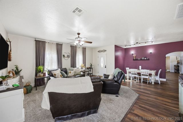 14319 S Brendan Boulevard, Claremore, OK 74017