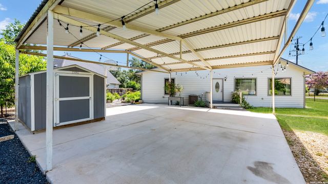 11535 CASTRO AVE, Lacoste, TX 78039