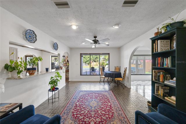 403 WEEBURN ROAD, Temple Terrace, FL 33617