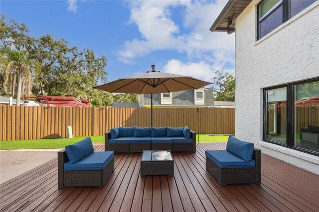 403 WEEBURN ROAD, Temple Terrace, FL 33617