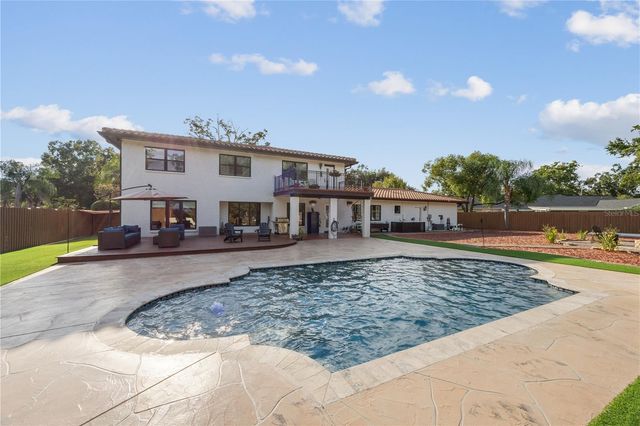 403 WEEBURN ROAD, Temple Terrace, FL 33617