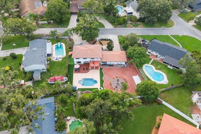 403 WEEBURN ROAD, Temple Terrace, FL 33617