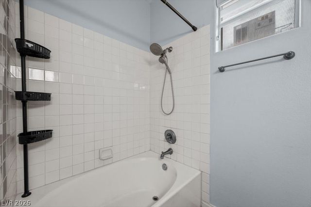 7882 West Gilmore Avenue, Las Vegas, NV 89129