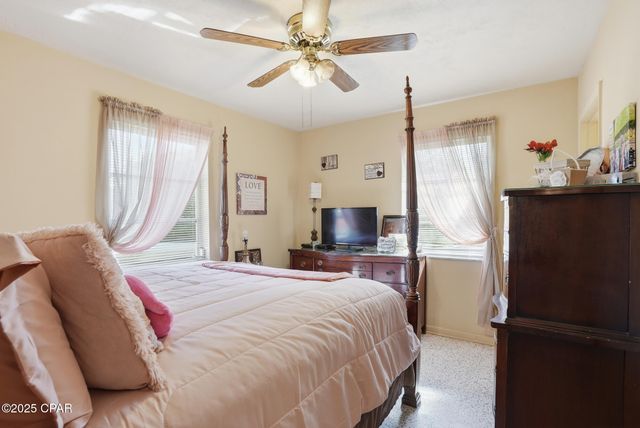 4458 Hancock Court, Chipley, FL 32428