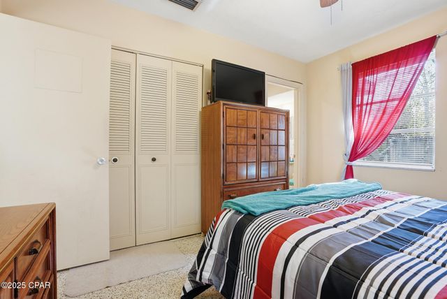 4458 Hancock Court, Chipley, FL 32428