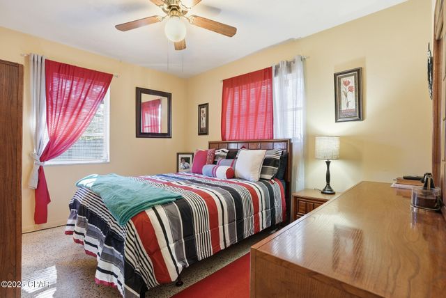 4458 Hancock Court, Chipley, FL 32428