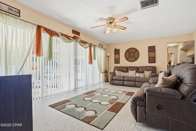 4458 Hancock Court, Chipley, FL 32428