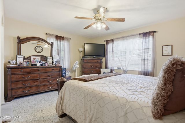 4458 Hancock Court, Chipley, FL 32428