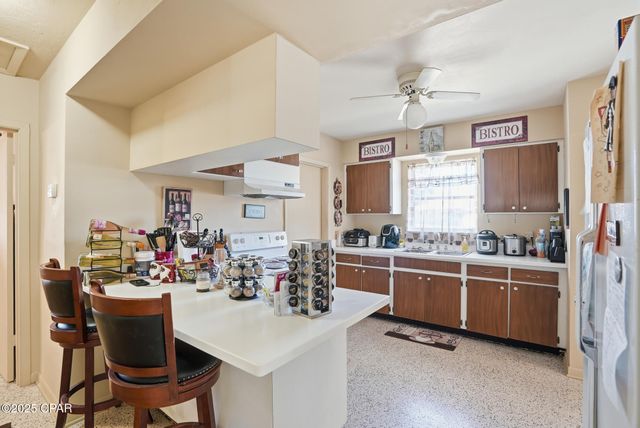 4458 Hancock Court, Chipley, FL 32428