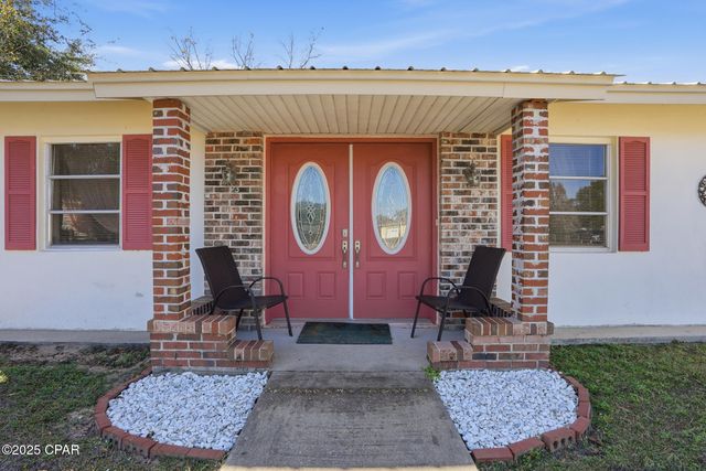 4458 Hancock Court, Chipley, FL 32428