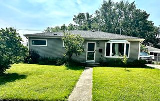 612 N Lincoln Avenue, Villa Park, IL 60181