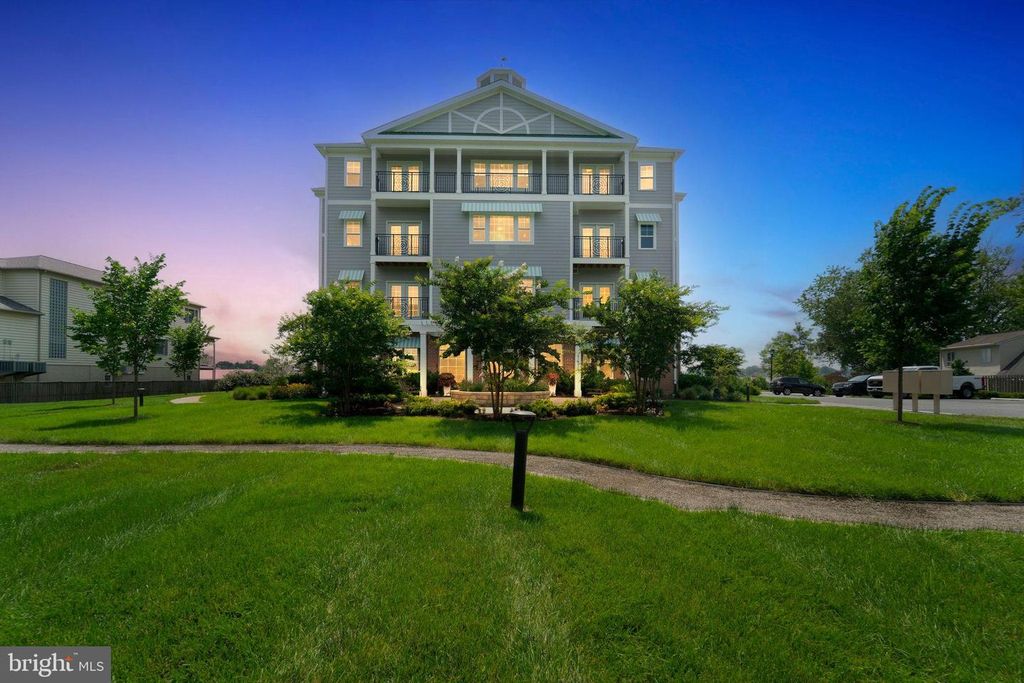 1414 BURKE RD #201, Middle River, MD 21220