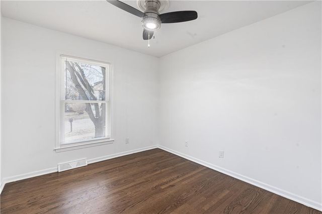 8906 N Mcgee Street, Kansas City, MO 64155