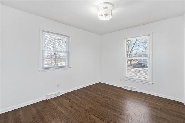 8906 N Mcgee Street, Kansas City, MO 64155