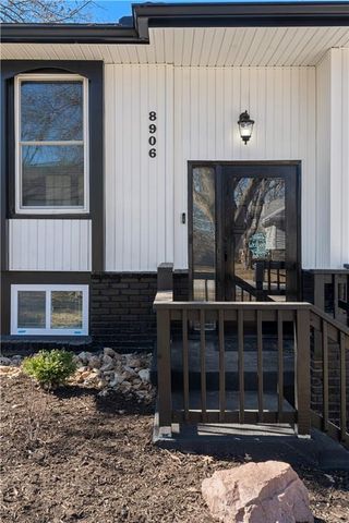 8906 N Mcgee Street, Kansas City, MO 64155