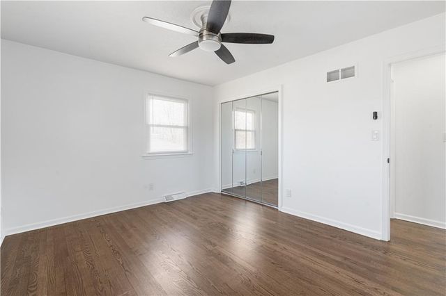 8906 N Mcgee Street, Kansas City, MO 64155