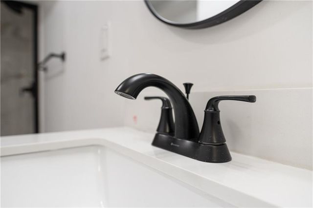 8906 N Mcgee Street, Kansas City, MO 64155