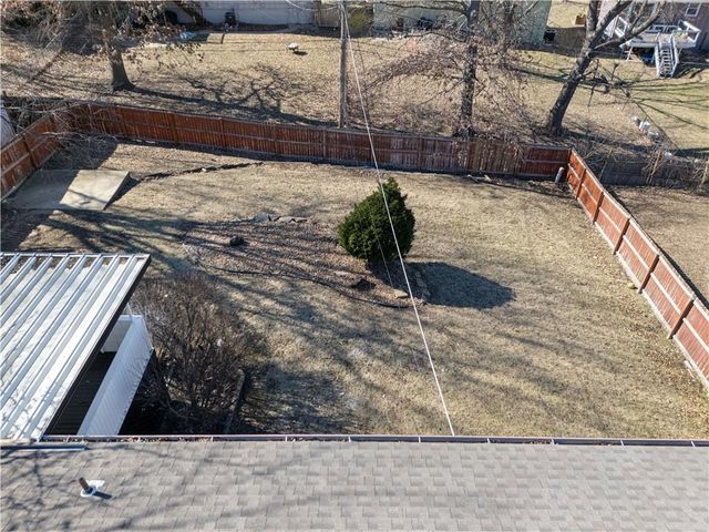 8906 N Mcgee Street, Kansas City, MO 64155