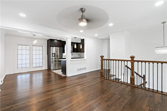 8906 N Mcgee Street, Kansas City, MO 64155