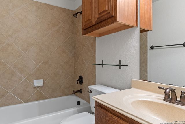 9715 WIND GATE PKWY, San Antonio, TX 78254