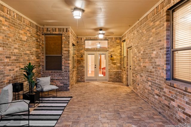 9715 WIND GATE PKWY, San Antonio, TX 78254