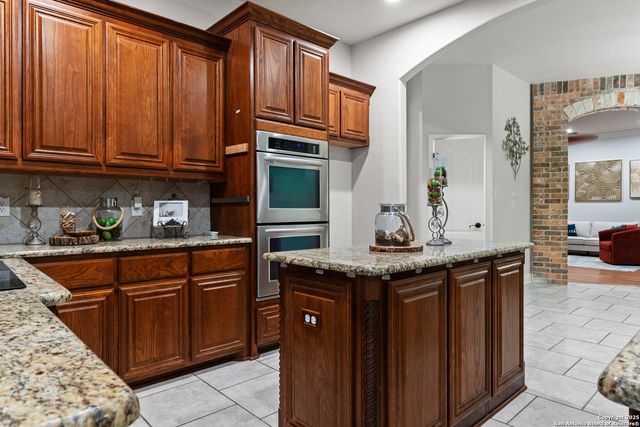 9715 WIND GATE PKWY, San Antonio, TX 78254