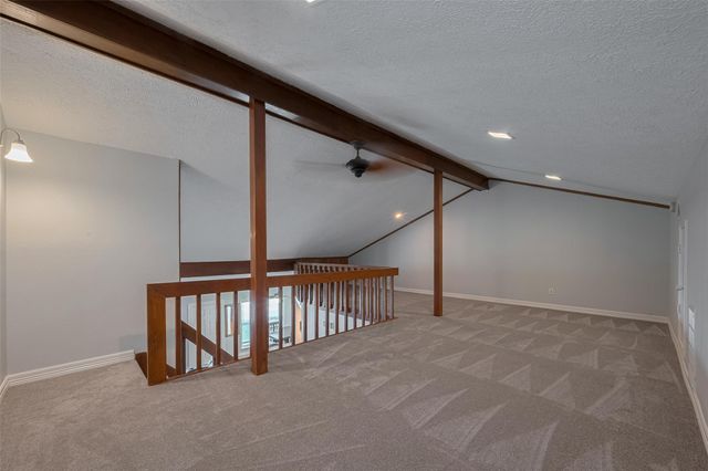 64 Hideaway Drive, Friendswood, TX 77546