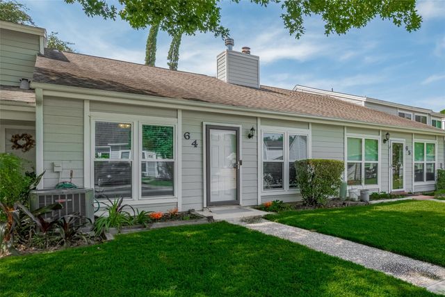 64 Hideaway Drive, Friendswood, TX 77546