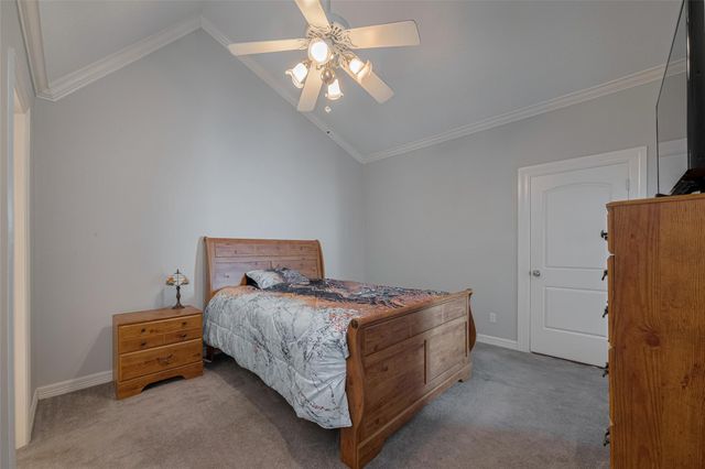 64 Hideaway Drive, Friendswood, TX 77546