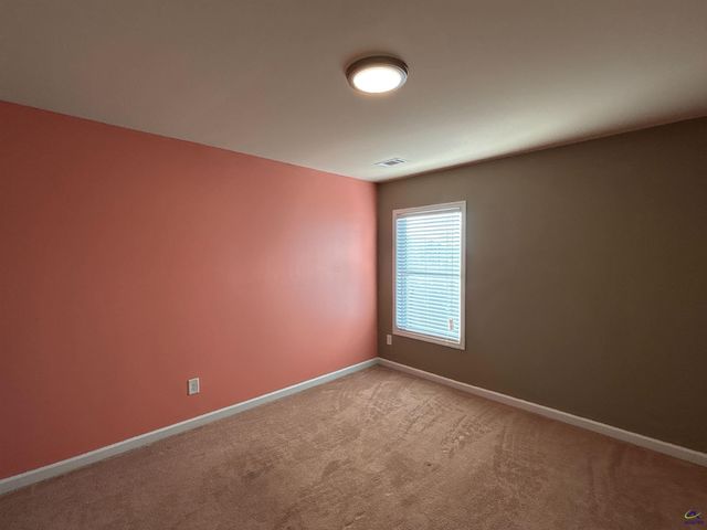 104 Chickasaw Court, Byron, GA 31008