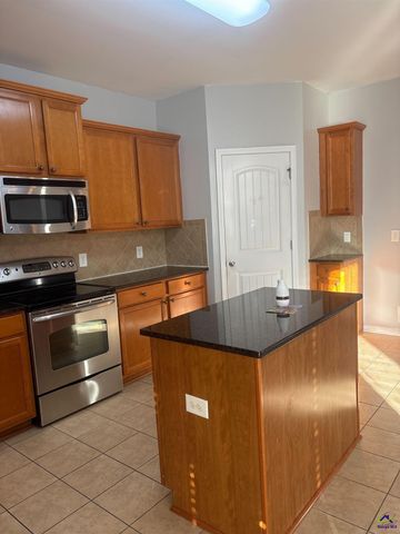 104 Chickasaw Court, Byron, GA 31008