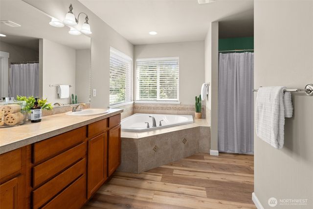 6366 Juanita Circle NE, Bremerton, WA 98311
