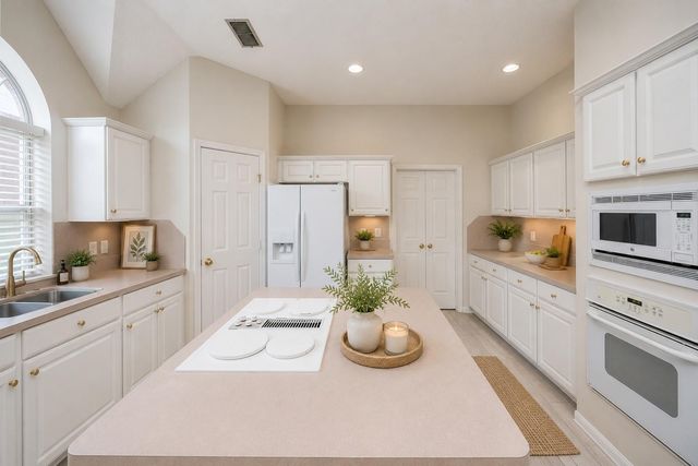 703 Acacia Place, Missouri City, TX 77459