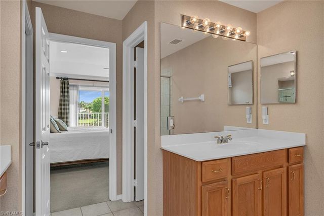 7859 Berkshire Pines DR, Naples, FL 34104