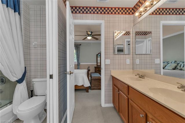 7859 Berkshire Pines DR, Naples, FL 34104