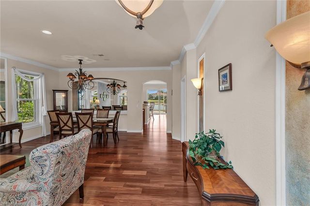 7859 Berkshire Pines DR, Naples, FL 34104