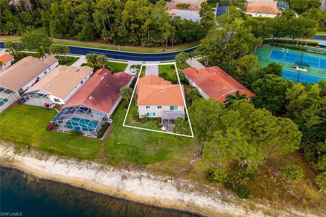 7859 Berkshire Pines DR, Naples, FL 34104