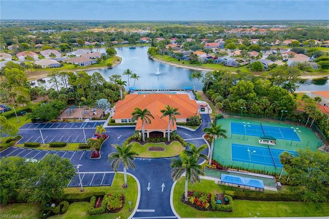 7859 Berkshire Pines DR, Naples, FL 34104