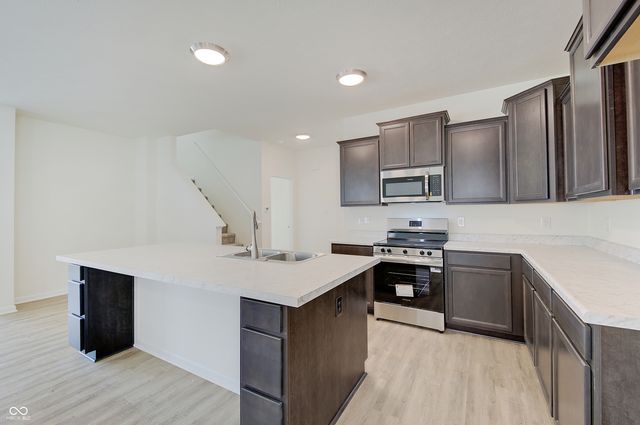 1278 Hanging Rock Drive, Mooresville, IN 46158