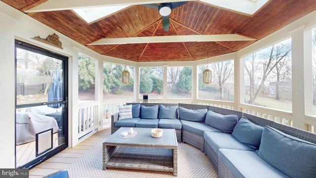 42459 BELMONT GLEN PL, Ashburn, VA 20148