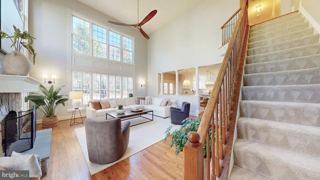 42459 BELMONT GLEN PL, Ashburn, VA 20148