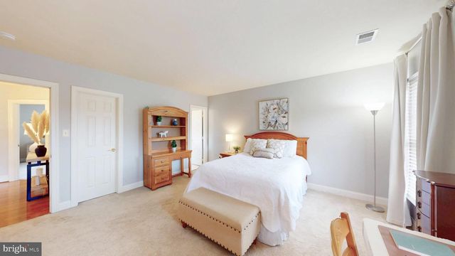 42459 BELMONT GLEN PL, Ashburn, VA 20148