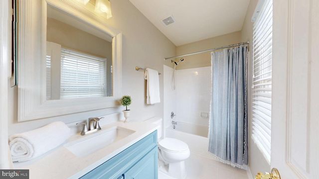 42459 BELMONT GLEN PL, Ashburn, VA 20148