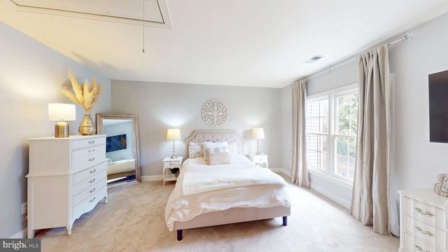 42459 BELMONT GLEN PL, Ashburn, VA 20148