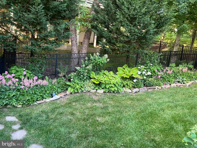 42459 BELMONT GLEN PL, Ashburn, VA 20148