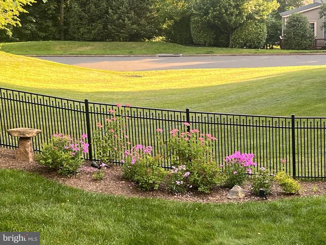 42459 BELMONT GLEN PL, Ashburn, VA 20148