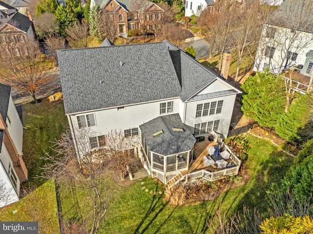 42459 BELMONT GLEN PL, Ashburn, VA 20148