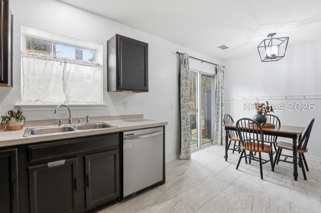 843 Rocking Horse Ln, Bluffton, SC 29910