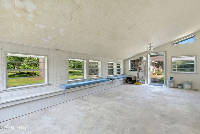12833 Saracennia Road, Moss Point, MS 39562